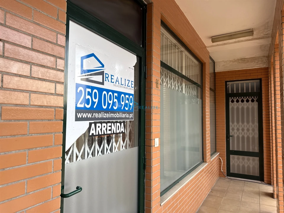 Loja para Arrendamento em Nossa Senhora da Conceição, São Pedro e São Dinis Foto 11