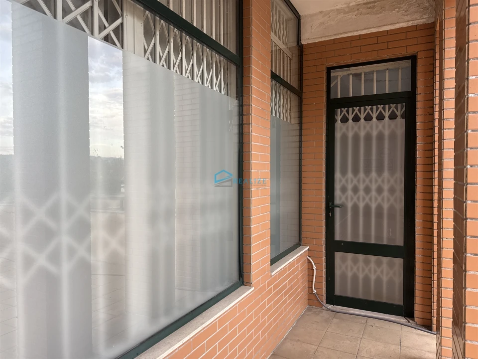 Loja para Arrendamento em Nossa Senhora da Conceição, São Pedro e São Dinis Foto 10