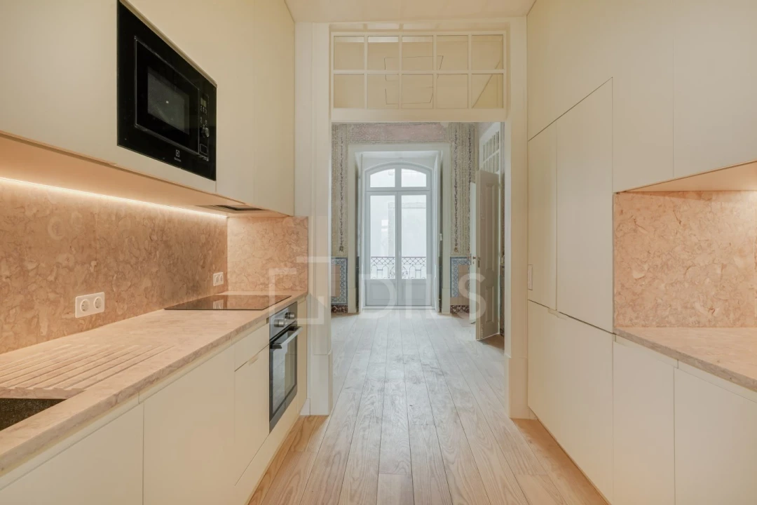 Apartamento T2 para Venda em Santa Maria Maior Foto 16