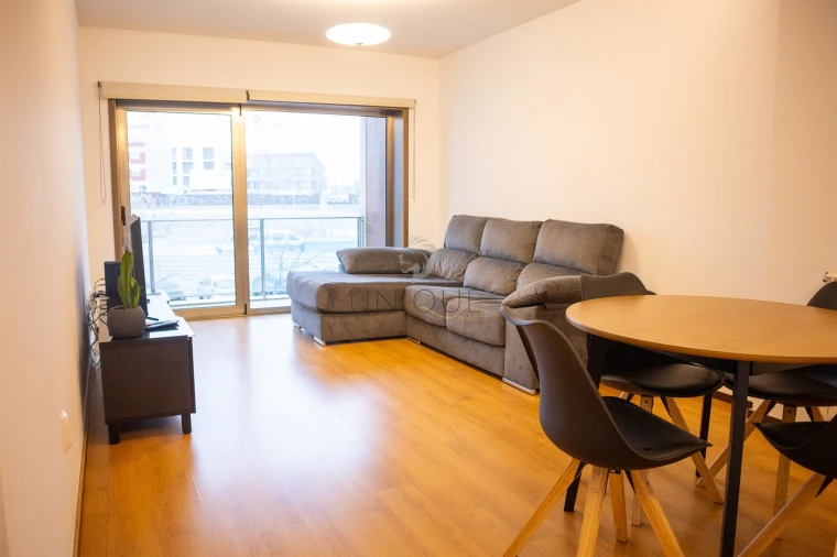 Apartamento T2 para Arrendamento em Glória e Vera Cruz Foto 1