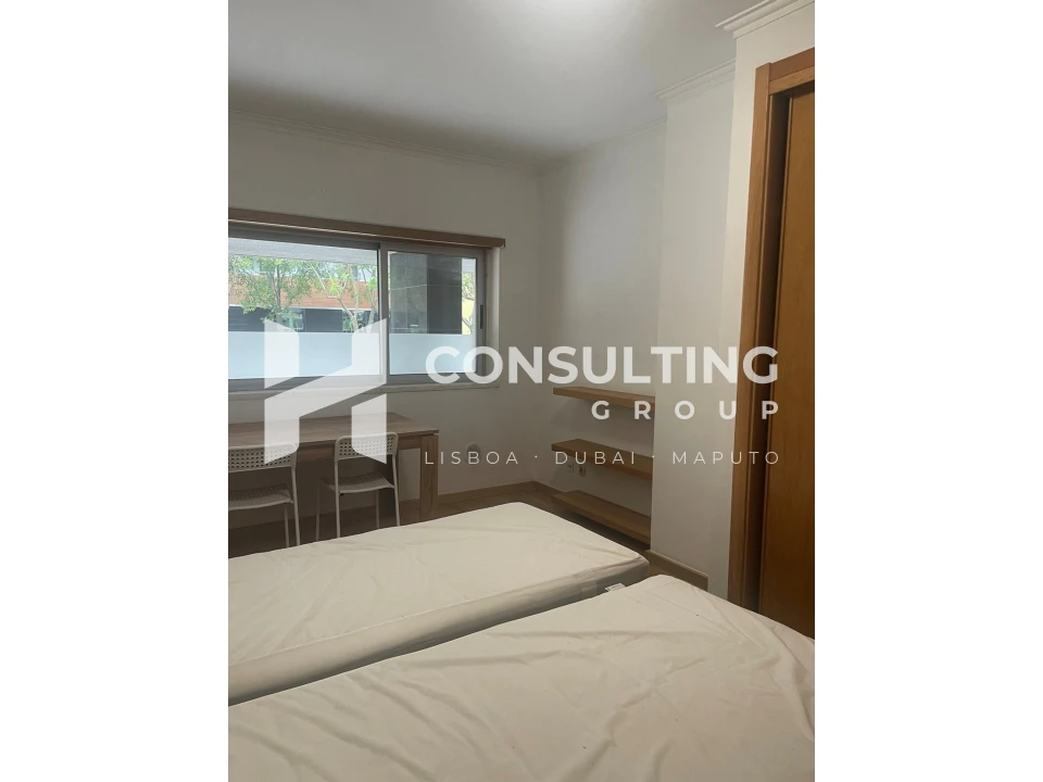 Apartamento T4 para Arrendamento em Parque das Nações Foto 16