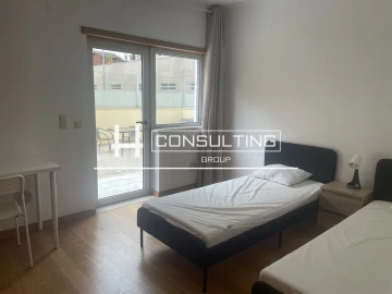 Apartamento T4 para Arrendamento em Parque das Nações