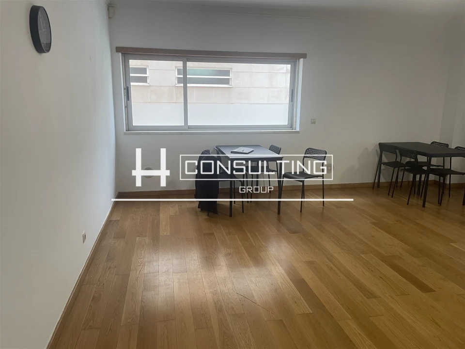 Apartamento T4 para Arrendamento em Parque das Nações Foto 23