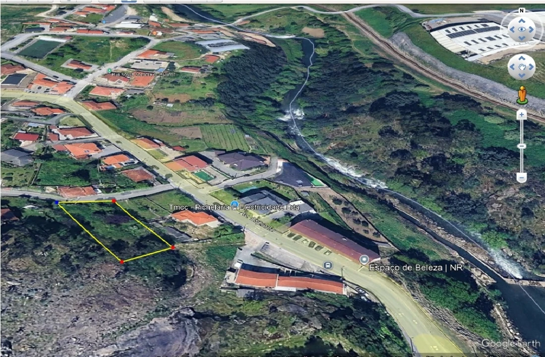 Terreno para Venda em São Tomé de Negrelos Foto 2