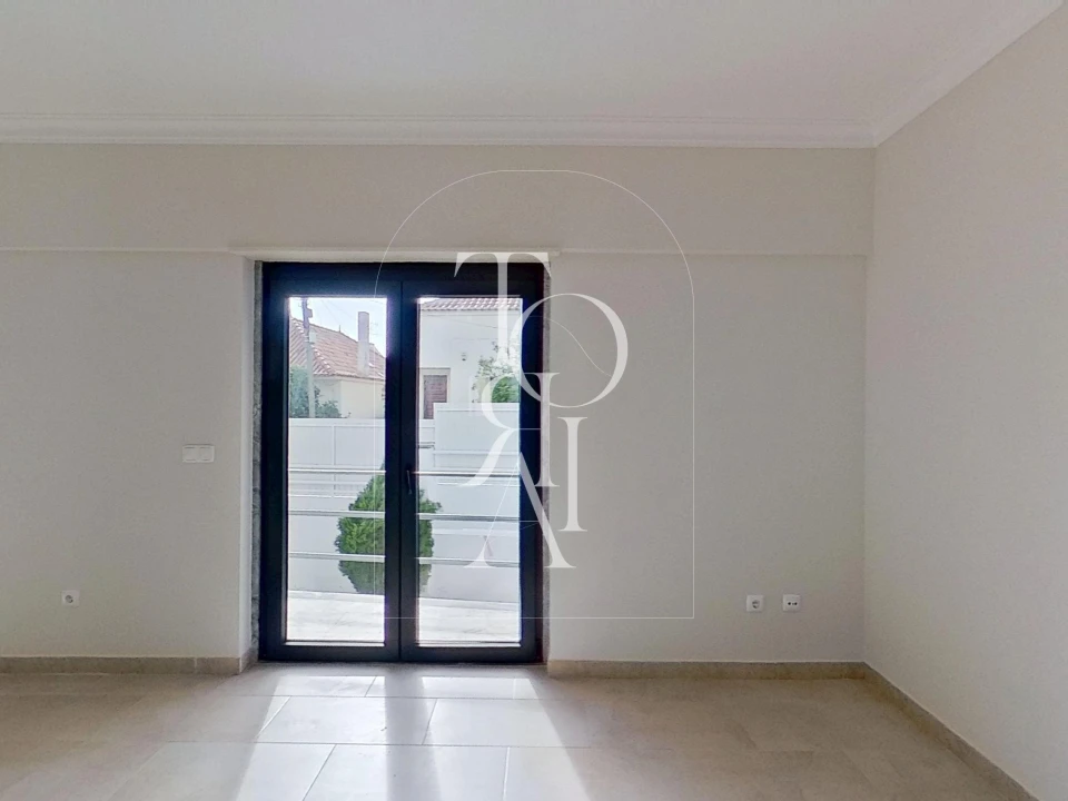 Moradia T3 para Venda em Carnaxide e Queijas Foto 10