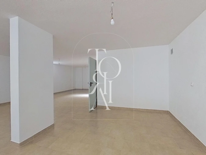 Moradia T3 para Venda em Carnaxide e Queijas Foto 7