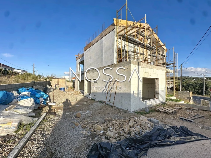 Moradia T3 para Venda em Almargem do Bispo, Pêro Pinheiro e Montelavar Foto 11