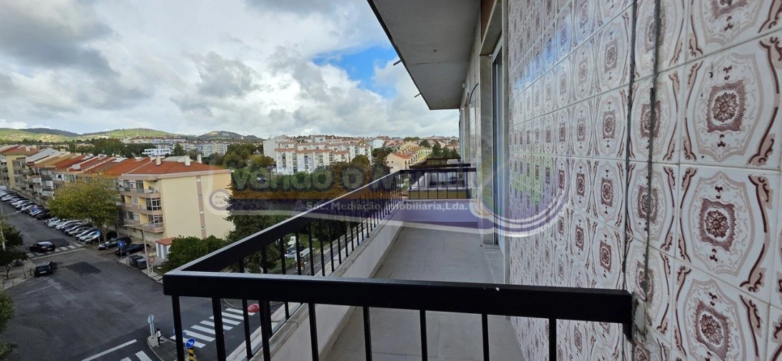 Apartamento T3 para Venda em Póvoa de Santa Iria e Forte da Casa Foto 12