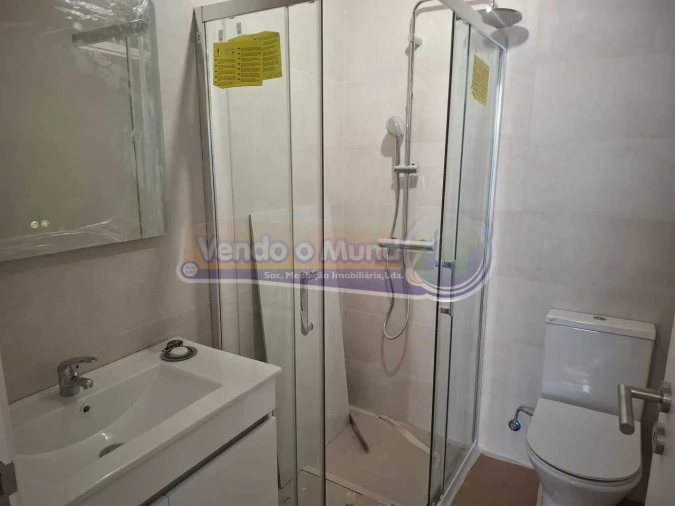 Moradia T2 para Venda em Salvaterra de Magos e Foros de Salvaterra Foto 4