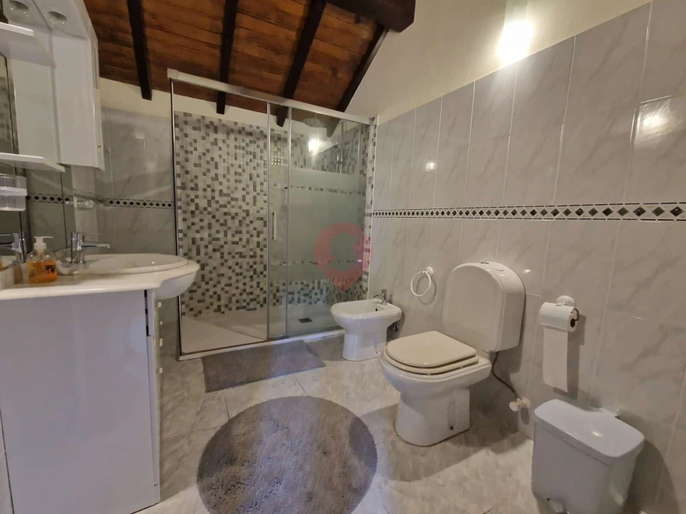 Moradia T3 para Venda em Parada do Monte e Cubalhão Foto 9