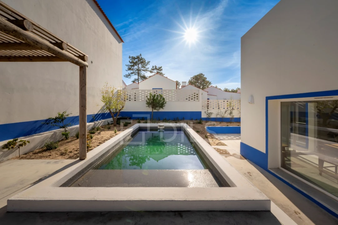 Moradia T3 para Venda em Carvalhal Foto 2