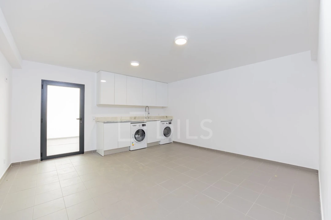 Moradia T3 para Venda em Mexilhoeira Grande Foto 25