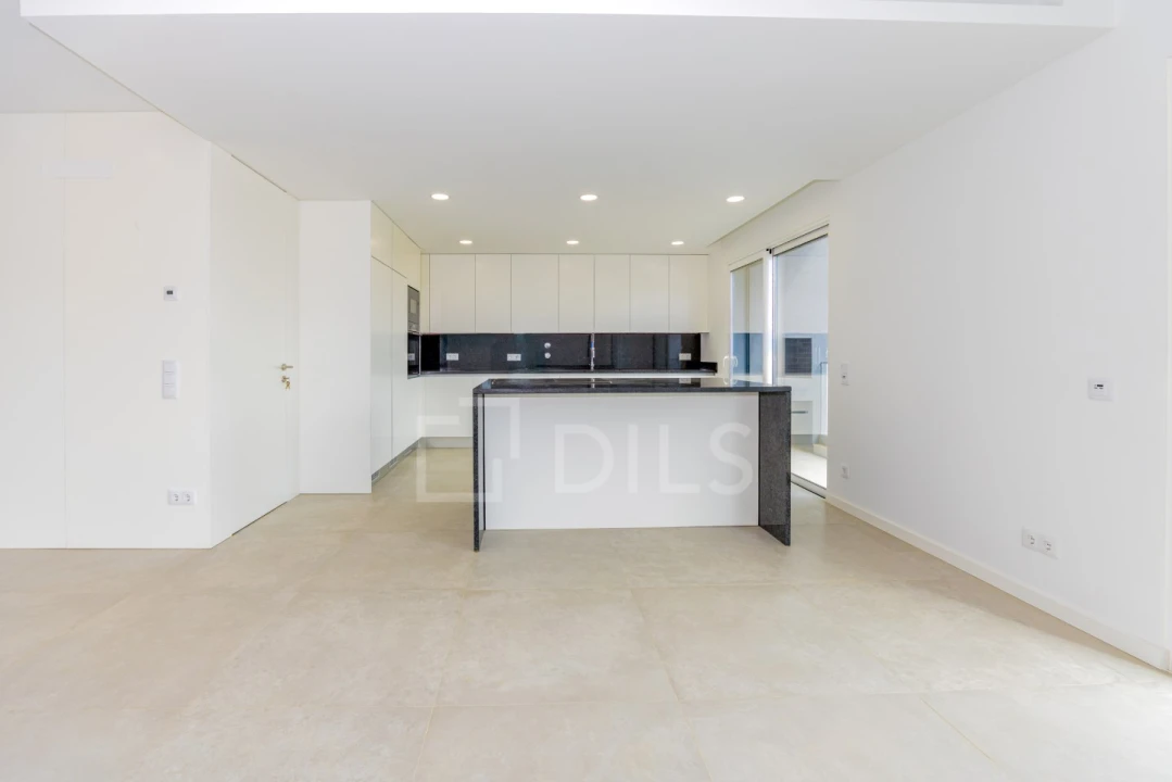 Moradia T3 para Venda em Mexilhoeira Grande Foto 11