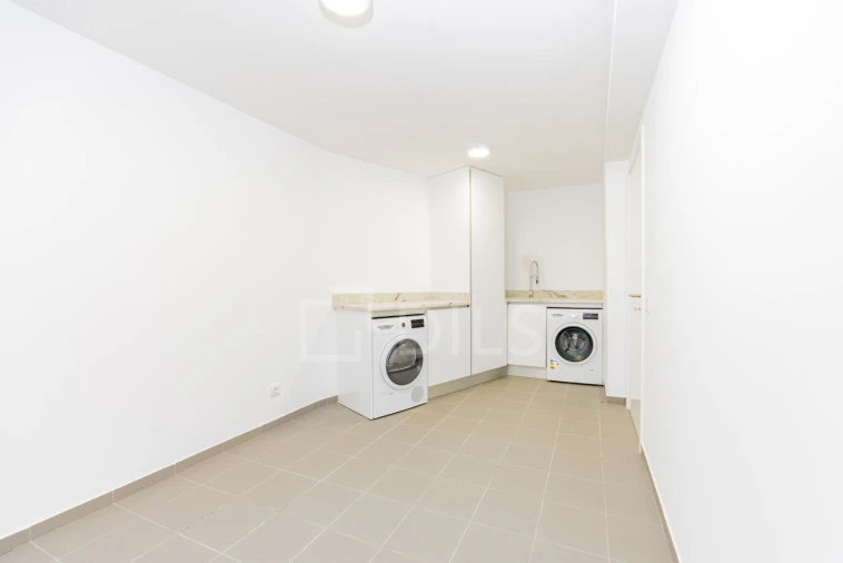 Moradia T3 para Venda em Mexilhoeira Grande Foto 29