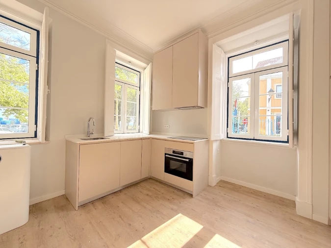 Apartamento T3 para Venda em Oeiras e São Julião da Barra, Paço de Arcos e Caxias Foto 1