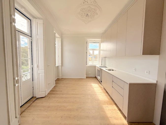 Apartamento T2 para Venda em Oeiras e São Julião da Barra, Paço de Arcos e Caxias Foto 1