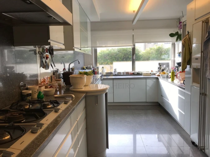 Apartamento T4 para Venda em Aldoar, Foz do Douro e Nevogilde Foto 6