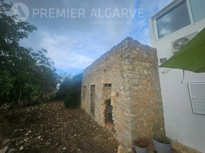 Moradia T1 para Venda em Loule (São Sebastião) Foto 15