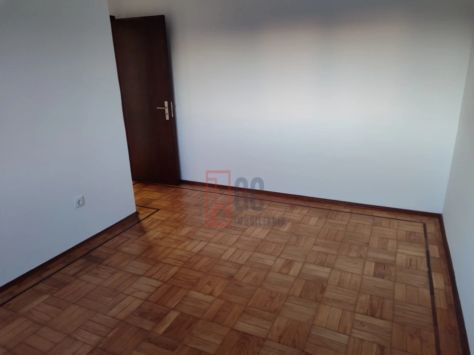 Apartamento T3 para Arrendamento em Mafamude e Vilar do Paraíso Foto 20
