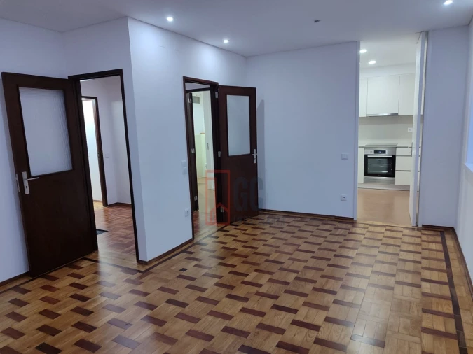 Apartamento T3 para Arrendamento em Mafamude e Vilar do Paraíso Foto 9