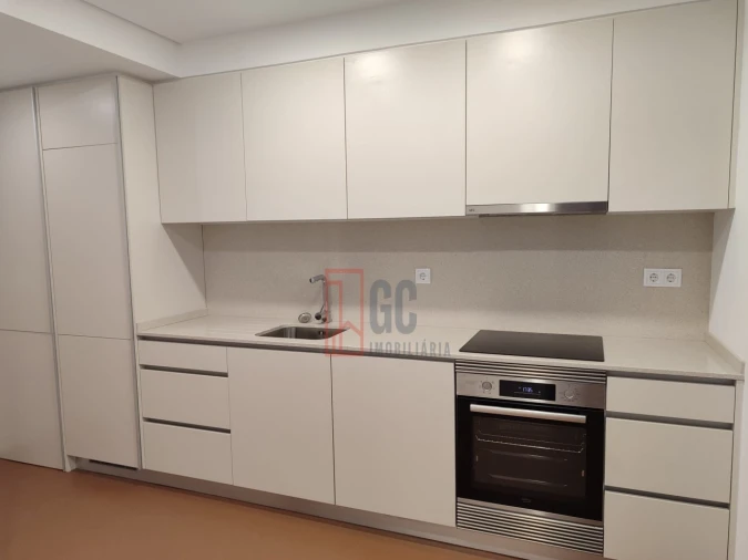 Apartamento T3 para Arrendamento em Mafamude e Vilar do Paraíso Foto 4