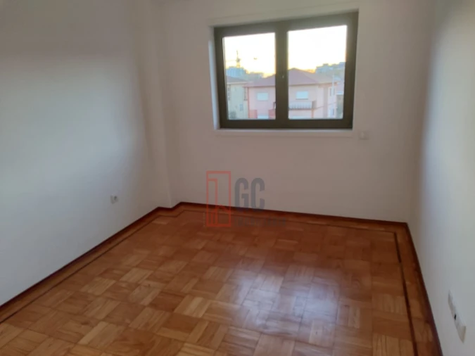 Apartamento T3 para Arrendamento em Mafamude e Vilar do Paraíso Foto 17