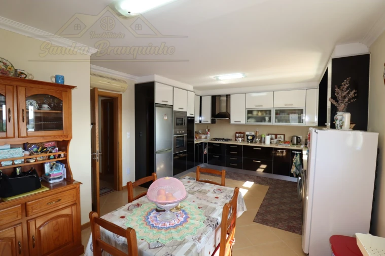 Moradia T3 para Venda em Silveira Foto 4