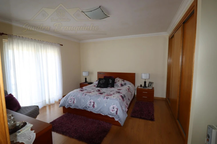 Moradia T3 para Venda em Silveira Foto 40