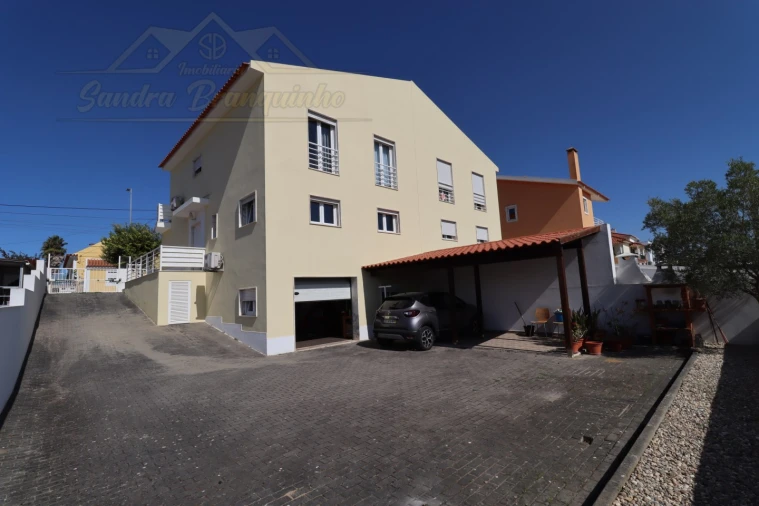 Moradia T3 para Venda em Silveira Foto 53