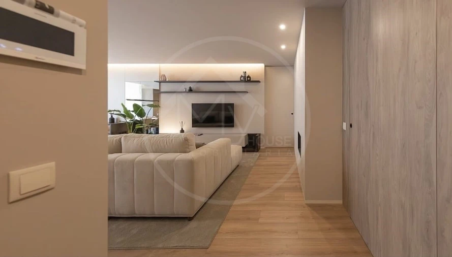 Apartamento T4 para Venda em Costa Foto 2