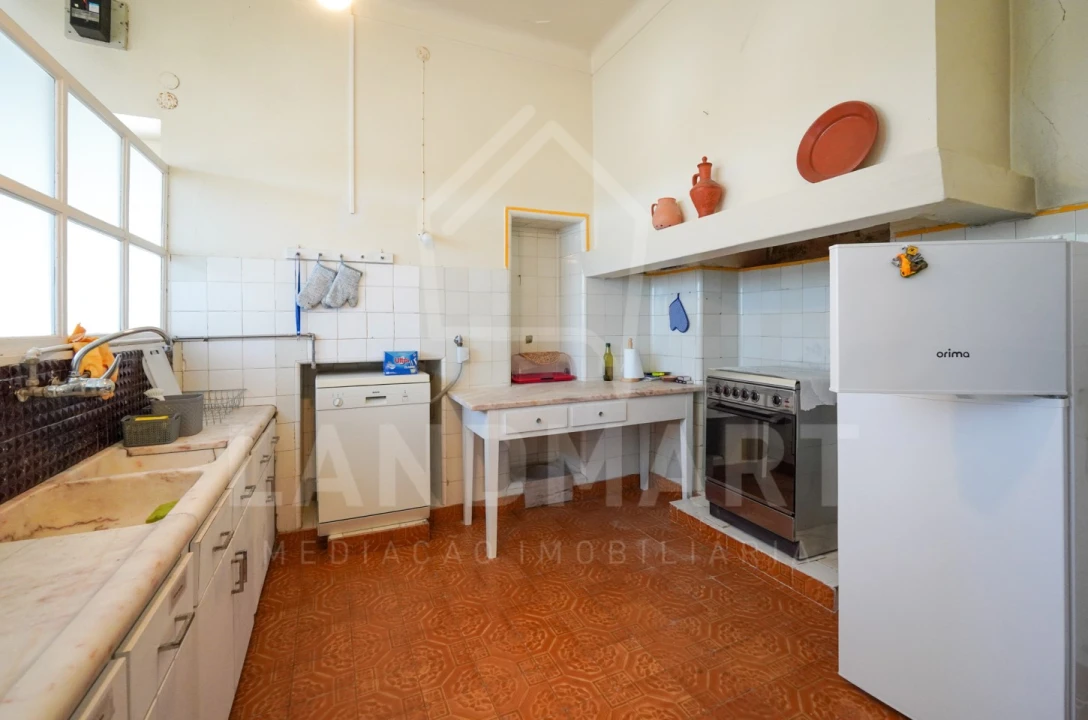 Moradia T10 para Venda em Turquel Foto 4