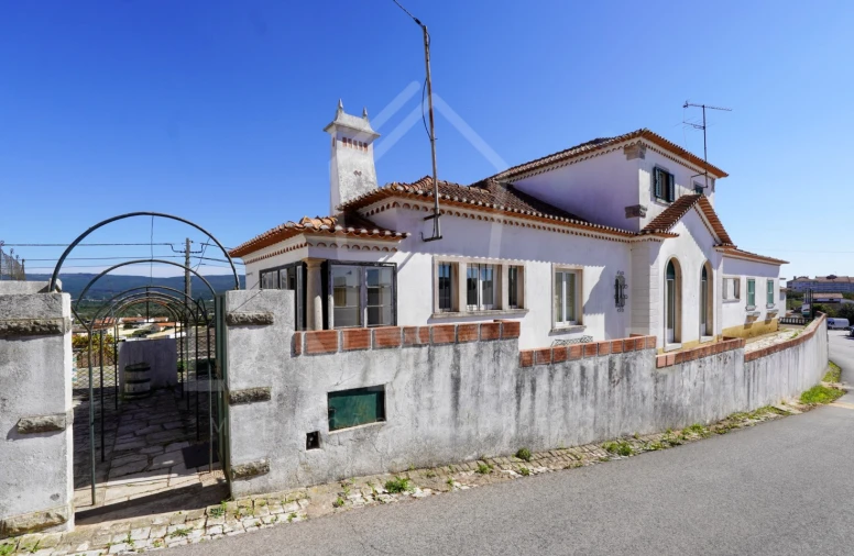 Moradia T10 para Venda em Turquel Foto 30