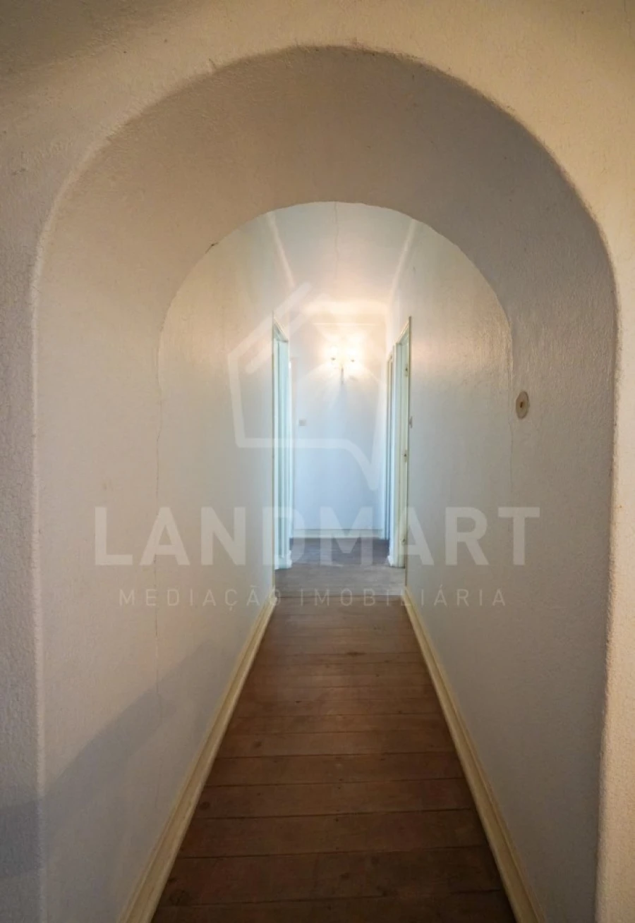 Moradia T10 para Venda em Turquel Foto 20