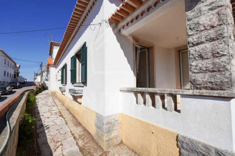 Moradia T10 para Venda em Turquel Foto 44