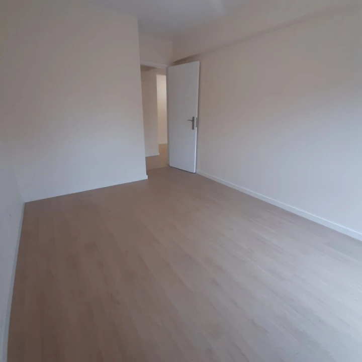 Apartamento T2 para Venda em Algueirão-Mem Martins Foto 12