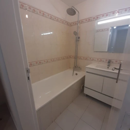 Apartamento T2 para Venda em Algueirão-Mem Martins Foto 5