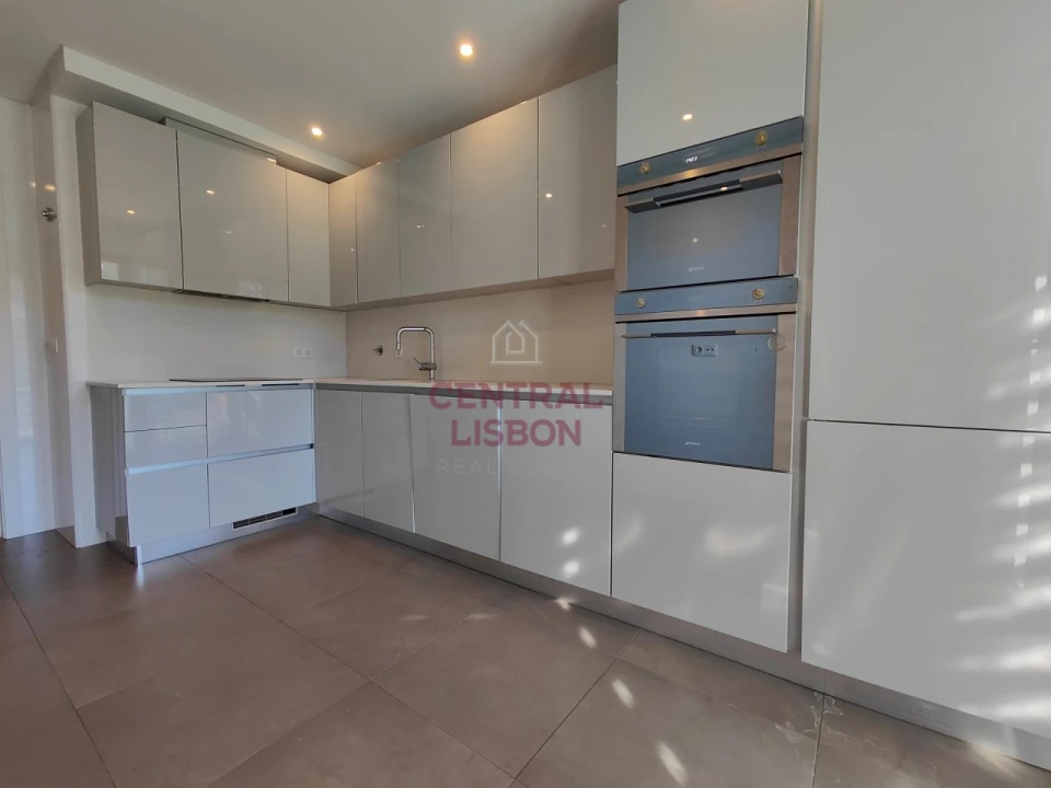 Apartamento T2 para Venda em São Domingos de Benfica Foto 9