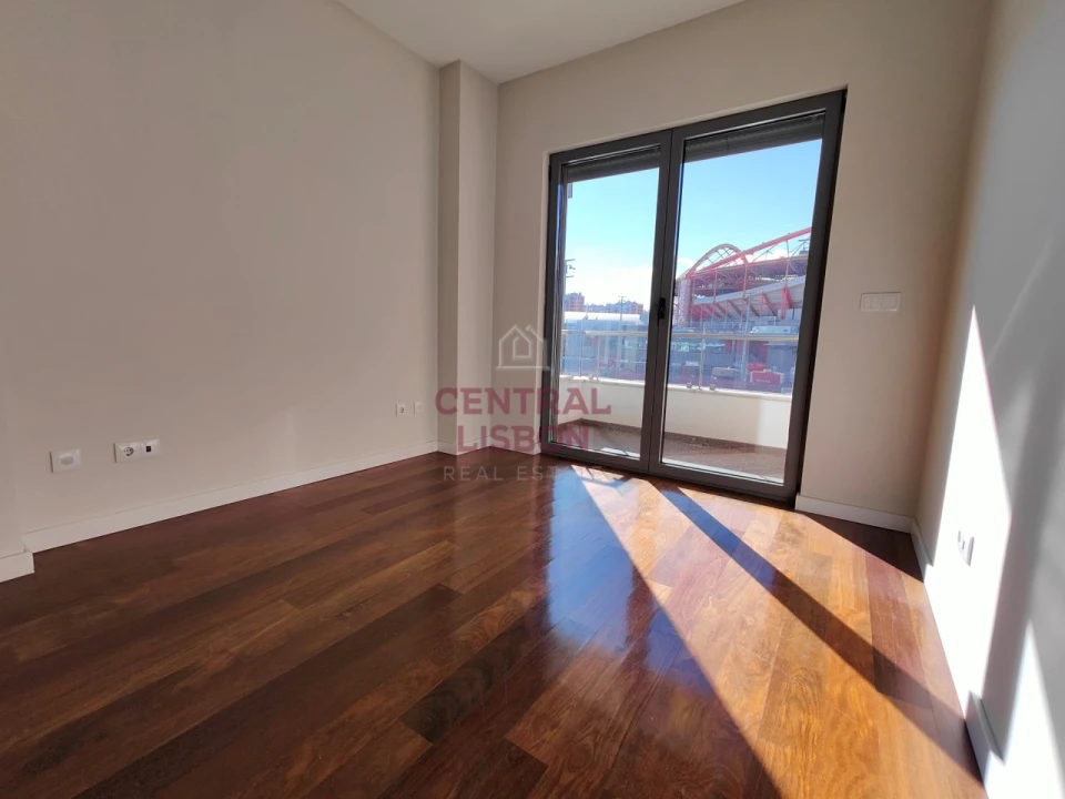 Apartamento T2 para Venda em São Domingos de Benfica Foto 17