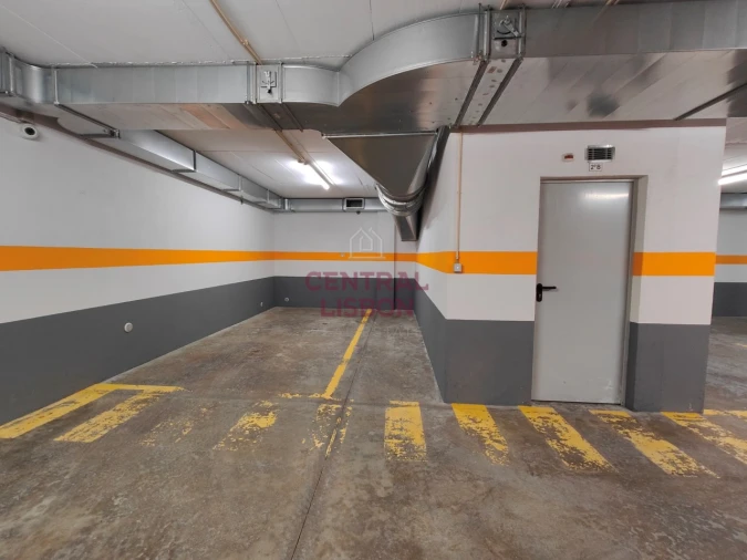 Apartamento T2 para Venda em São Domingos de Benfica Foto 26