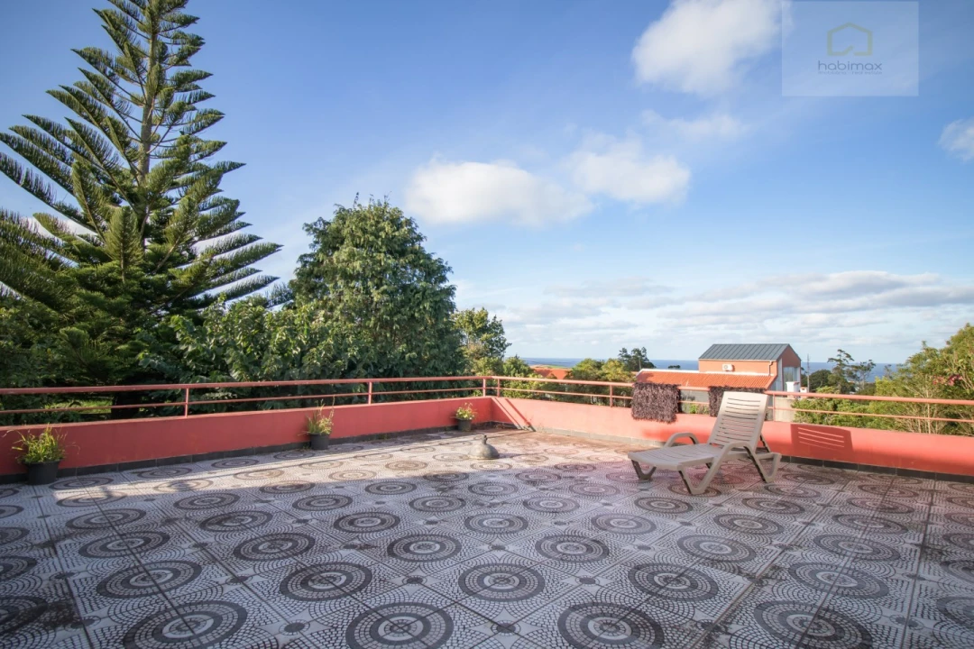 Moradia T4 para Venda em Pico da Pedra Foto 30