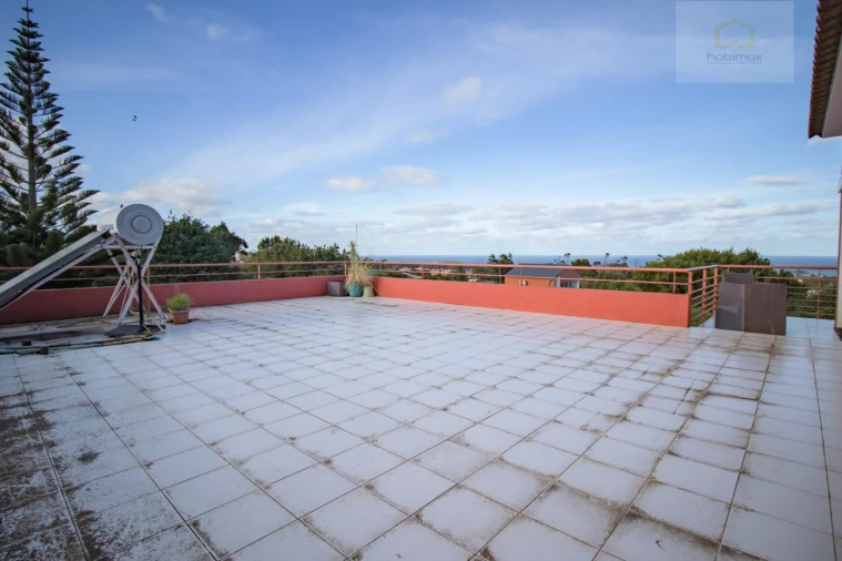 Moradia T4 para Venda em Pico da Pedra Foto 24