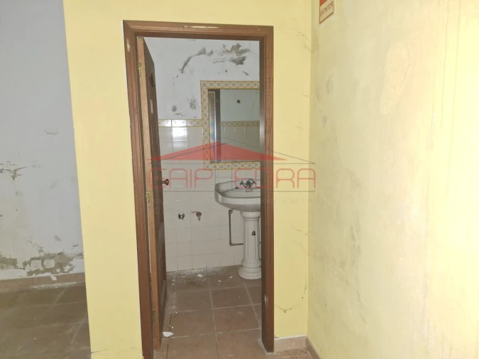 Prédio para Venda em Cartaxo e Vale da Pinta Foto 9