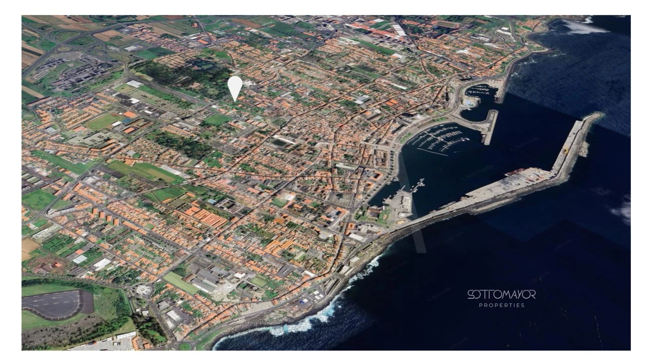 Moradia T5 para Venda em Ponta Delgada (São Sebastião) Foto 70