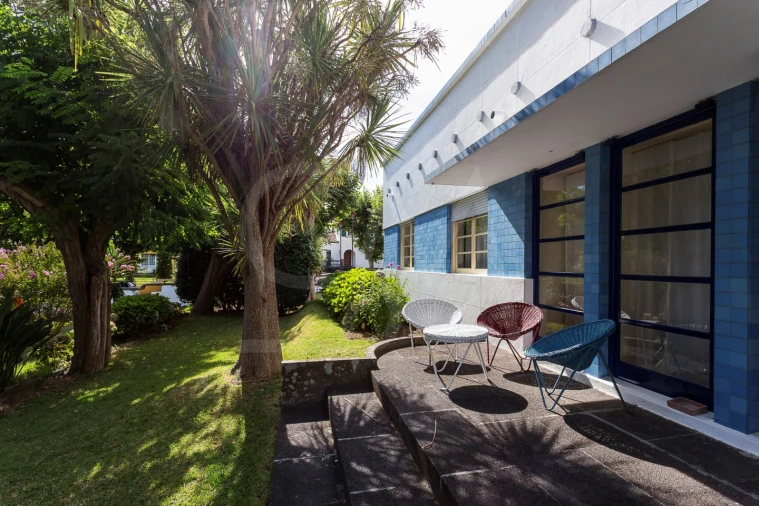 Moradia T5 para Venda em Ponta Delgada (São Sebastião) Foto 1