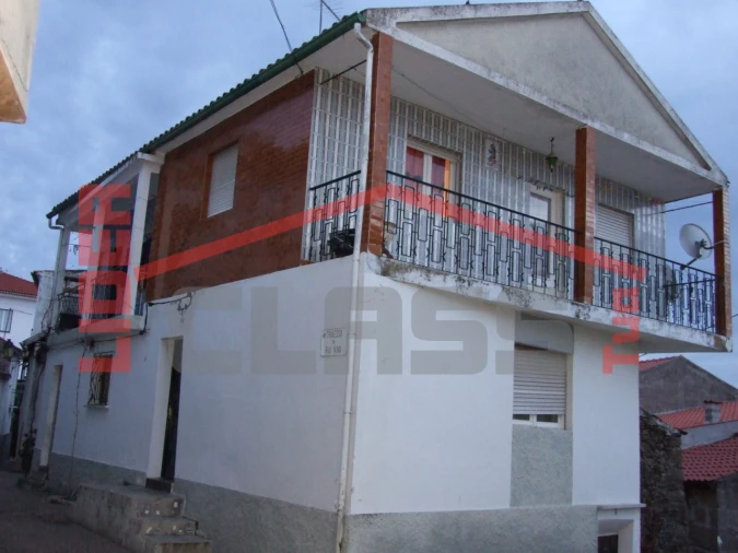 Moradia T2 para Venda em Vila Flor e Nabo