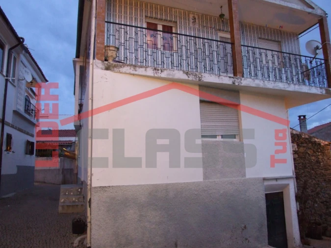 Moradia T2 para Venda em Vila Flor e Nabo Foto 11