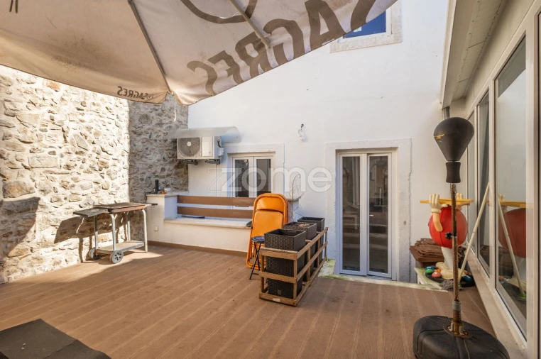 Prédio para Venda em Leiria, Pousos, Barreira e Cortes Foto 9