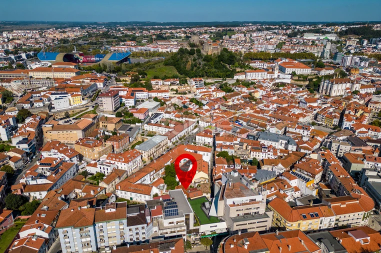 Prédio para Venda em Leiria, Pousos, Barreira e Cortes Foto 45