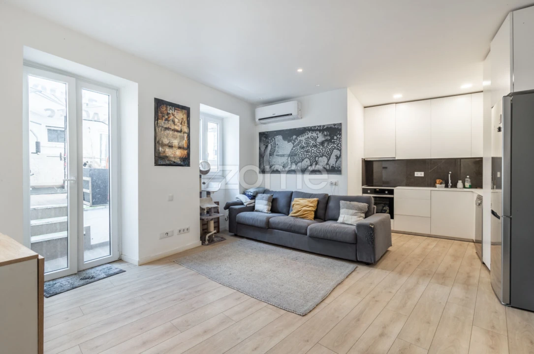 Prédio para Venda em Leiria, Pousos, Barreira e Cortes Foto 8