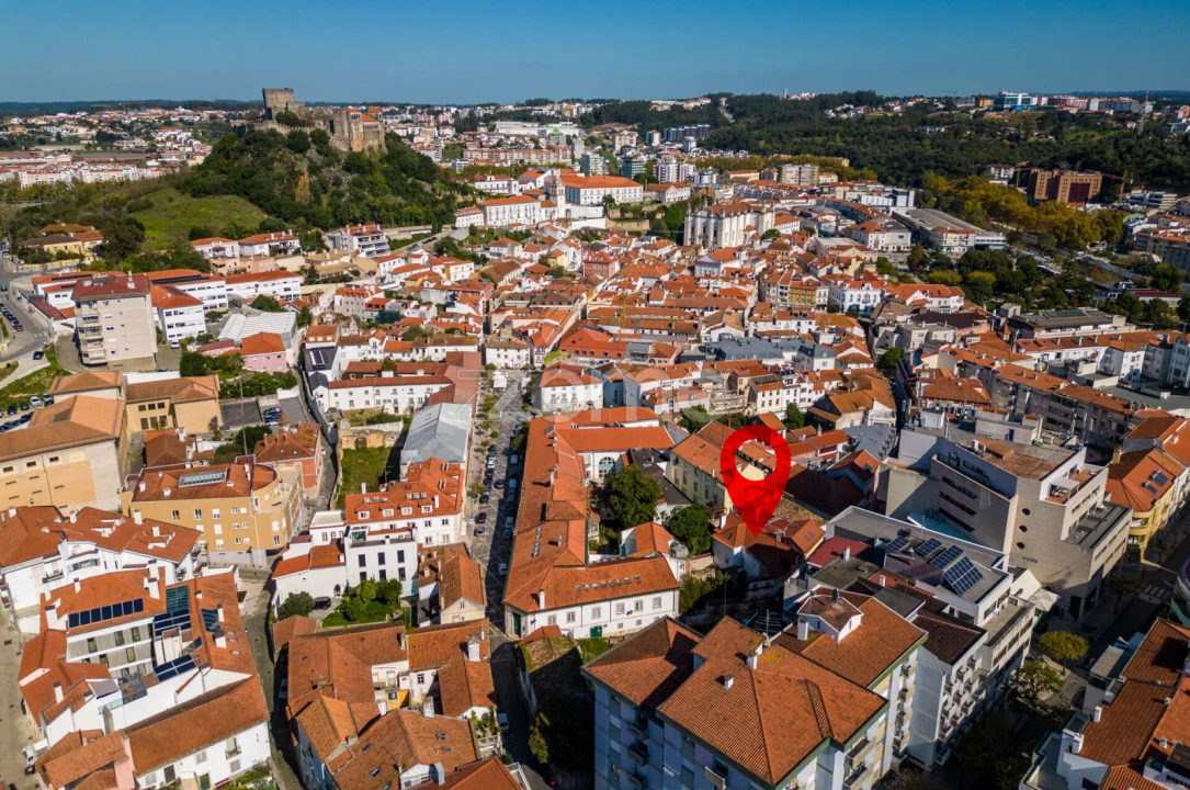 Prédio para Venda em Leiria, Pousos, Barreira e Cortes Foto 61